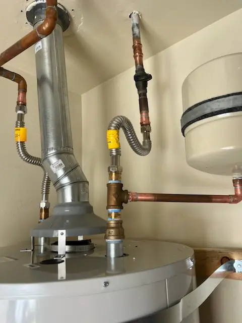 Water heater installation and plumbing repair in Encino Park